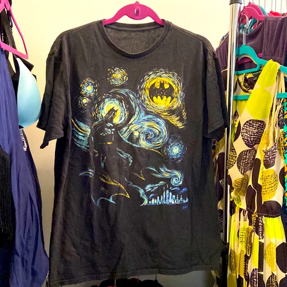 DC Comics | Shirts | Batman Graphic Tee | Poshmark